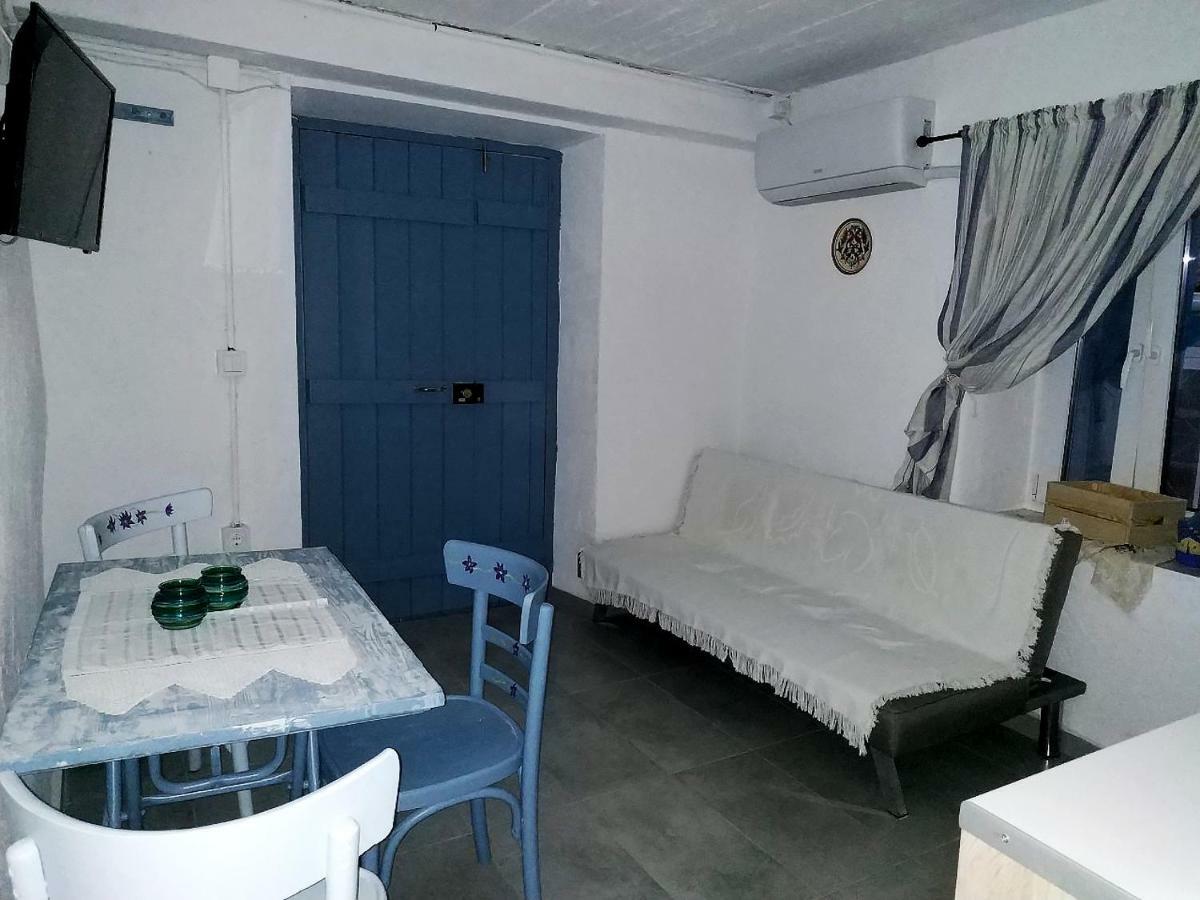Apartmán Theseus Poros Town Exteriér fotografie